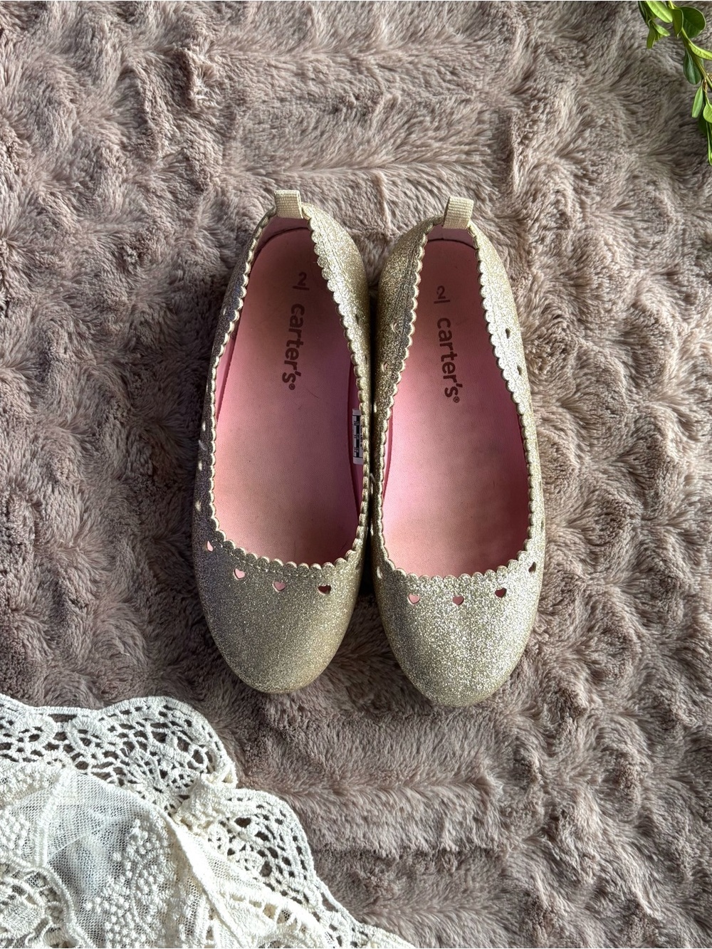 Carter’s Gold Glitter Heart‑Cutout Flats • Girls Size 2 - Picture 3 of 11